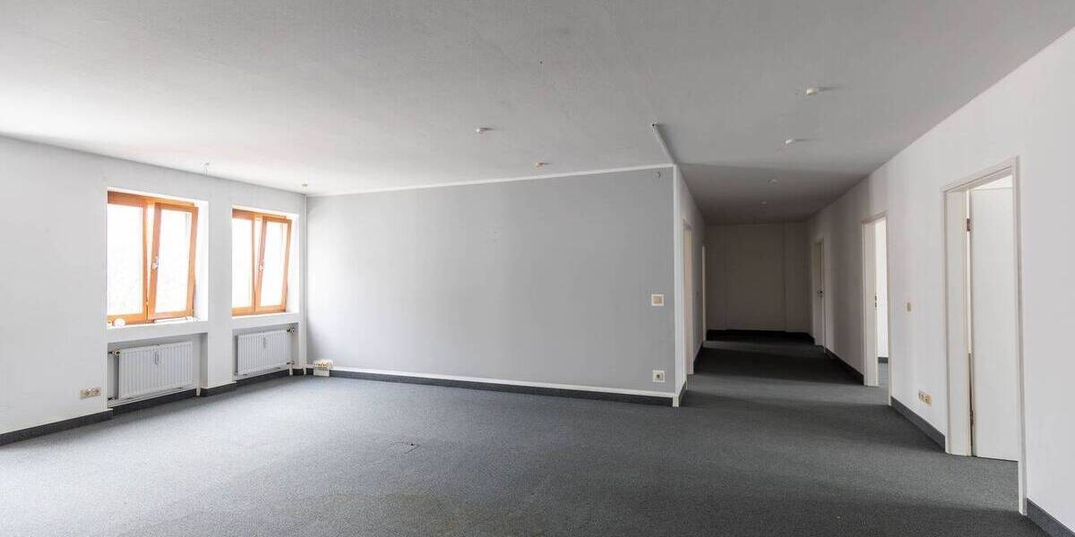 Gewerbeobjekt Haar - 7 Zimmer, 296 m&sup2;, 3.200&euro; | Angebot:25834740