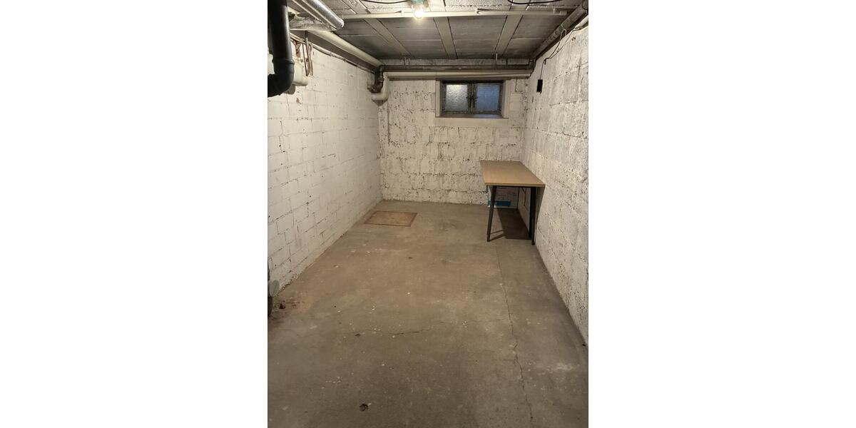 Erdgeschoßwohnung Saarbrücken Eschberg - 3 Zimmer, 102 m&sup2;, 850&euro; | Angebot:24980748