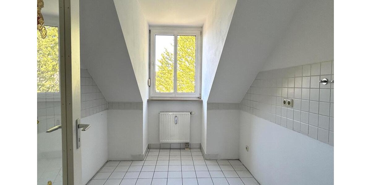 Dachgeschoßwohnung Geretsried - 3 Zimmer, 74 m&sup2;, 1.110&euro; | Angebot:26662104