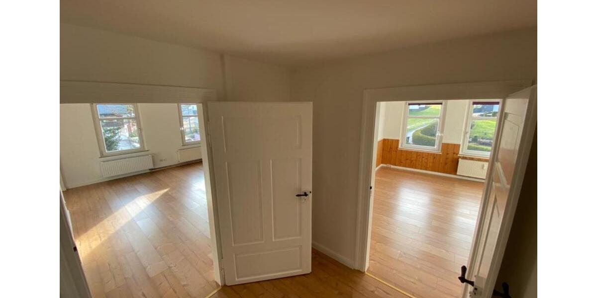 Etagenwohnung Klingenthal - 2.5 Zimmer, 59 m&sup2;, 329&euro; | Angebot:25908674