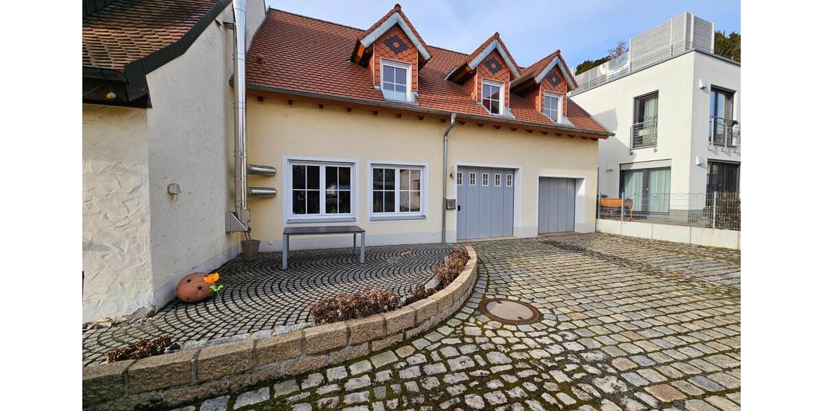 Wohnen auf Zeit Bamberg Gereuth - 3 Zimmer, 100 m&sup2;, 1.950&euro; | Angebot:25940444