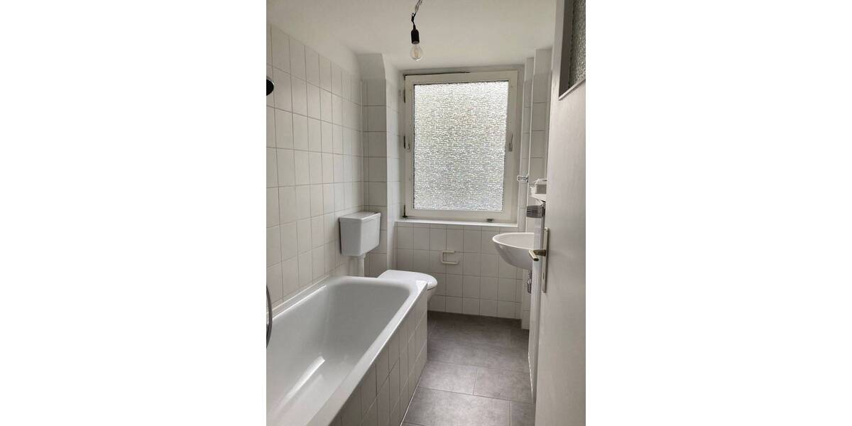 Etagenwohnung Salzgitter Lebenstedt - 2 Zimmer, 51 m&sup2;, 306&euro; | Angebot:26826613