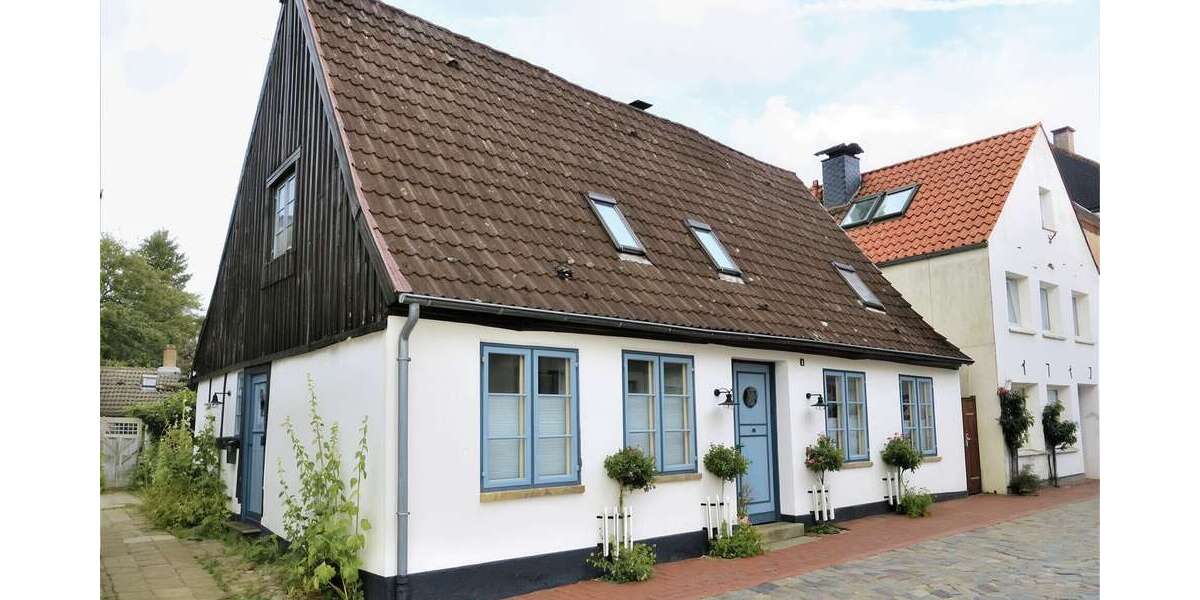 Haus zum Mieten in Schleswig 950 € 72 m² 2.5 zimmer