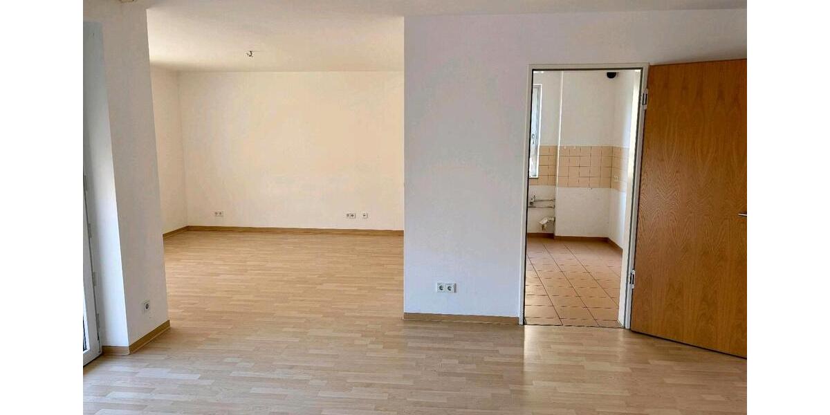 Etagenwohnung Bünde - 3 Zimmer, 85 m&sup2;, 950&euro; | Angebot:26629600