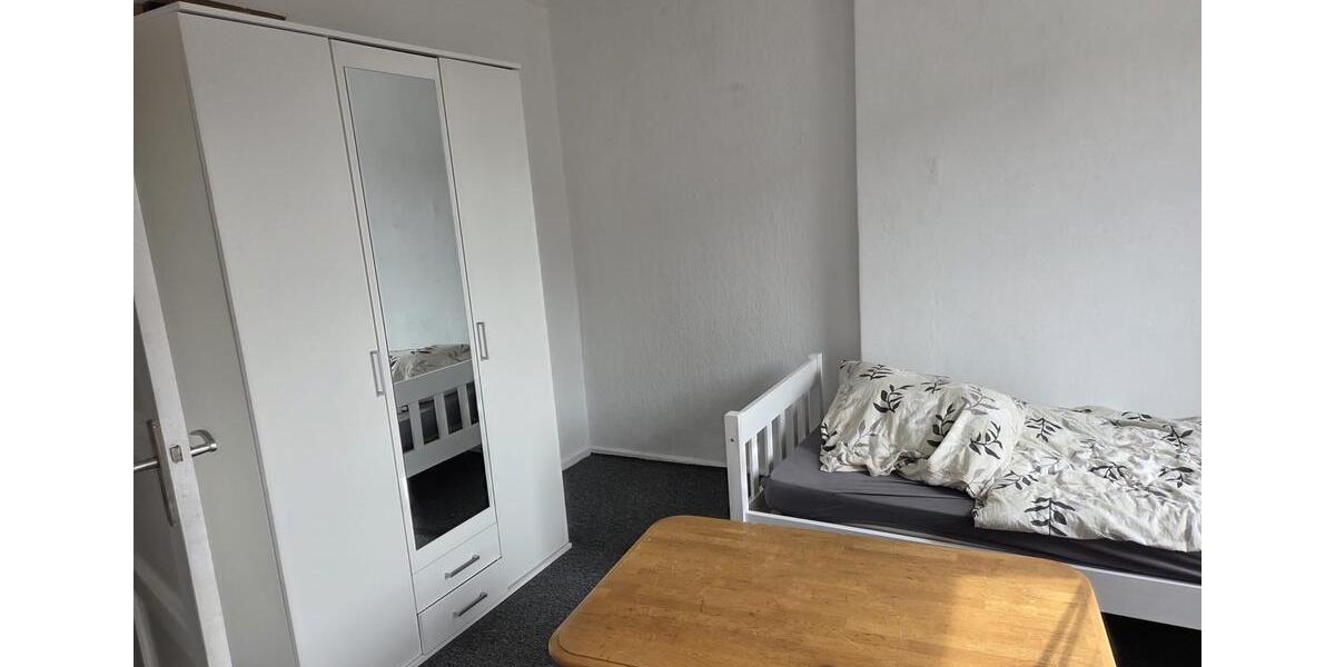 Etagenwohnung Rinteln - 2 Zimmer, 50 m&sup2;, 15&euro; | Angebot:26048301