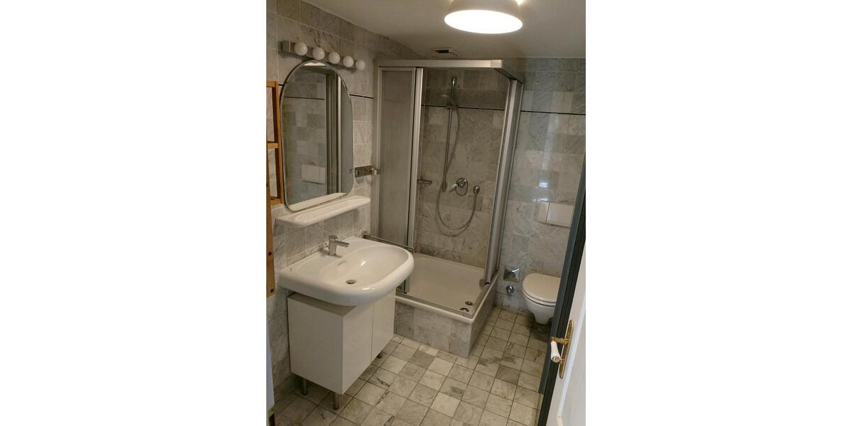 Erdgeschoßwohnung Oldenburg Dobbenviertel - 3 Zimmer, 110 m&sup2;, 1.300&euro; | Angebot:26380860