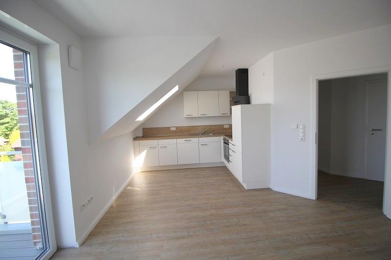 Dachgeschoßwohnung Papenburg - 3 Zimmer, 66 m&sup2;, 620&euro; | Angebot:25418695