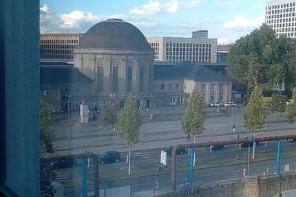 one Zimmer available in a 2room house in mönchengladbach near hbf zimmer