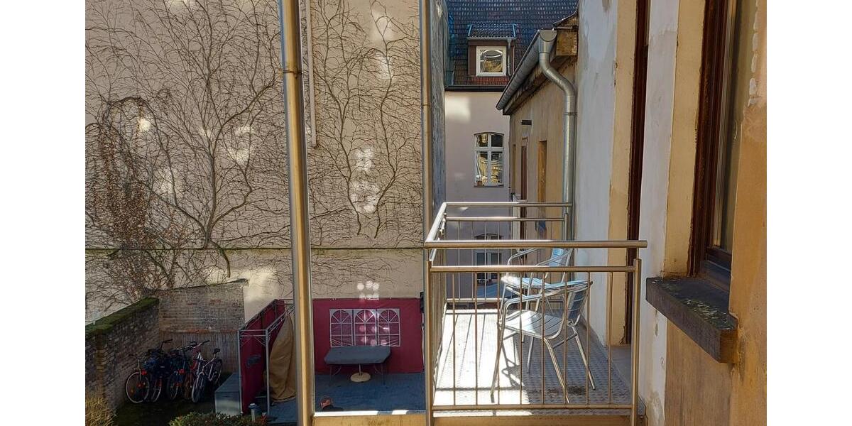 Wohnen auf Zeit Saarbrücken - 3 Zimmer, 100 m&sup2;, 525&euro; | Angebot:26632826