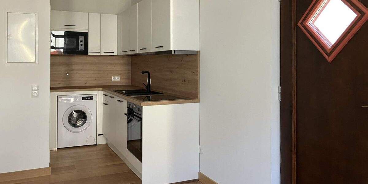 Etagenwohnung Helsa - 2 Zimmer, 33 m&sup2;, 350&euro; | Angebot:25289034