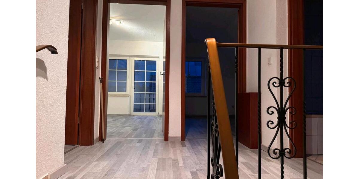 Doppelhaushälfte Tostedt - 4 Zimmer, 98 m&sup2;, 1.200&euro; | Angebot:24640315