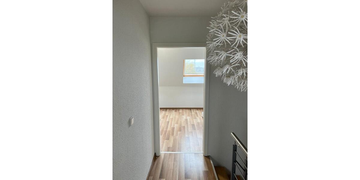 Reihenhaus Delitzsch - 5 Zimmer, 142 m&sup2;, 1.399&euro; | Angebot:26129553