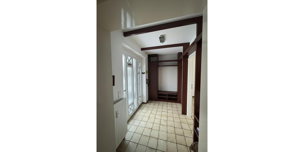 Einfamilienhaus Neumünster Böcklersiedlung - 5 Zimmer, 190 m&sup2;, 1.900&euro; | Angebot:25756445