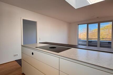 Haus Leipzig Mitte - 3 Zimmer, 114 m&sup2;, 1.950&euro; | Angebot:26266408