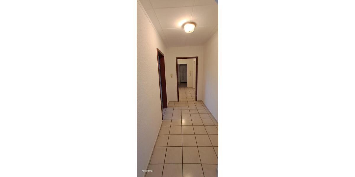 Etagenwohnung Saarbrücken West - 3 Zimmer, 86 m&sup2;, 700&euro; | Angebot:22592053