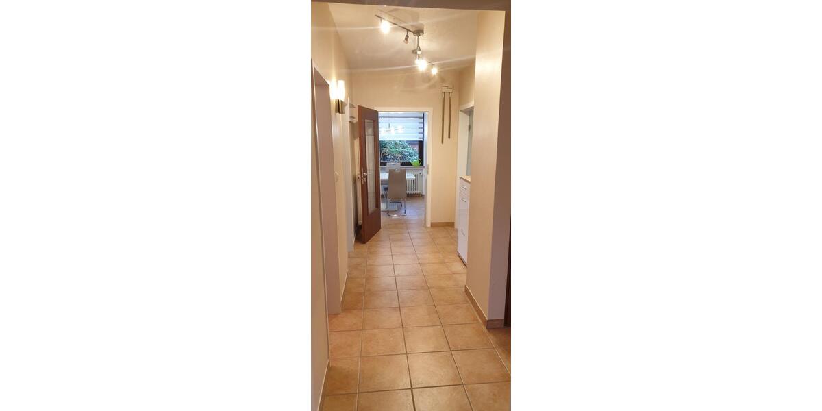 Erdgeschoßwohnung Zeven - 3 Zimmer, 105 m&sup2;, 920&euro; | Angebot:25048474