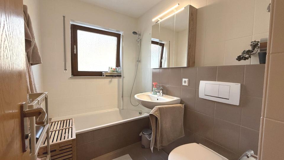 Etagenwohnung Ellwangen (Jagst) - 2.5 Zimmer, 54 m&sup2;, 700&euro; | Angebot:26695956