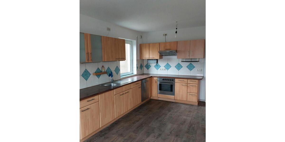 Hochparterre Hallerndorf - 2 Zimmer, 90 m&sup2;, 950&euro; | Angebot:25931426