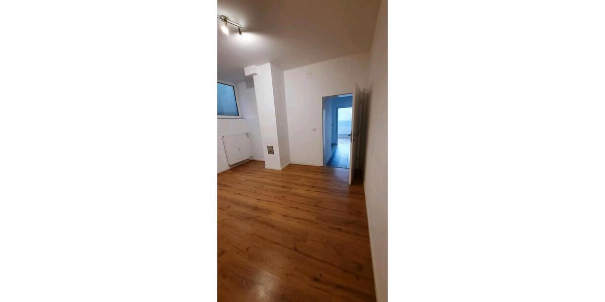 Erdgeschoßwohnung Frammersbach - 3 Zimmer, 125 m&sup2;, 650&euro; | Angebot:26326258