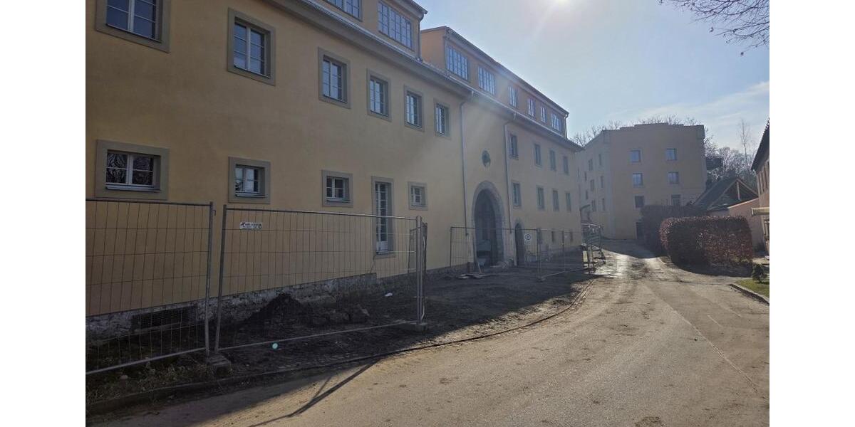 Dachgeschoßwohnung Pirna - 3 Zimmer, 104 m&sup2;, 1.149&euro; | Angebot:25422974