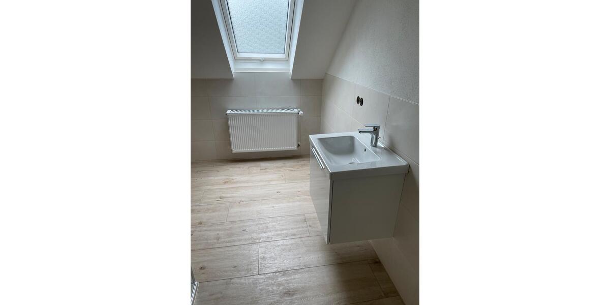Dachgeschoßwohnung Wemding - 4 Zimmer, 107 m&sup2;, 950&euro; | Angebot:26445807