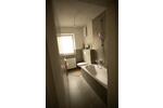 Helle 2-Zimmer-EG-Wohnung– Komplett saniert mit Balkon & PV