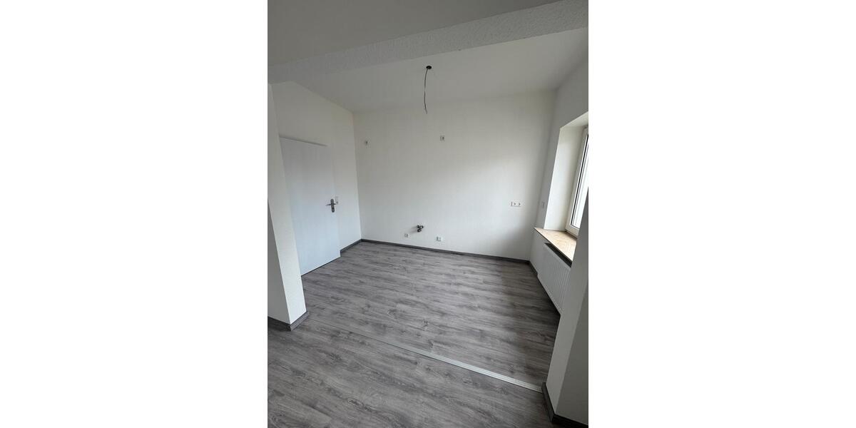 Erdgeschoßwohnung Löhne - 3 Zimmer, 85 m&sup2;, 900&euro; | Angebot:26337681