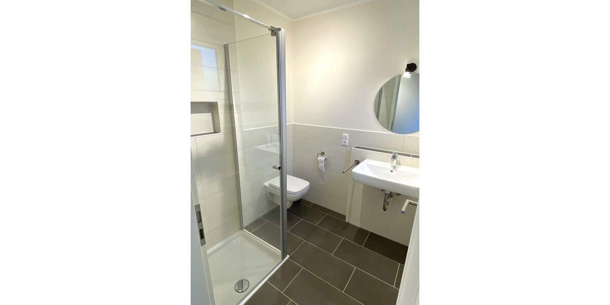 Doppelhaushälfte Ellingen - 4 Zimmer, 127 m&sup2;, 1.650&euro; | Angebot:24648112