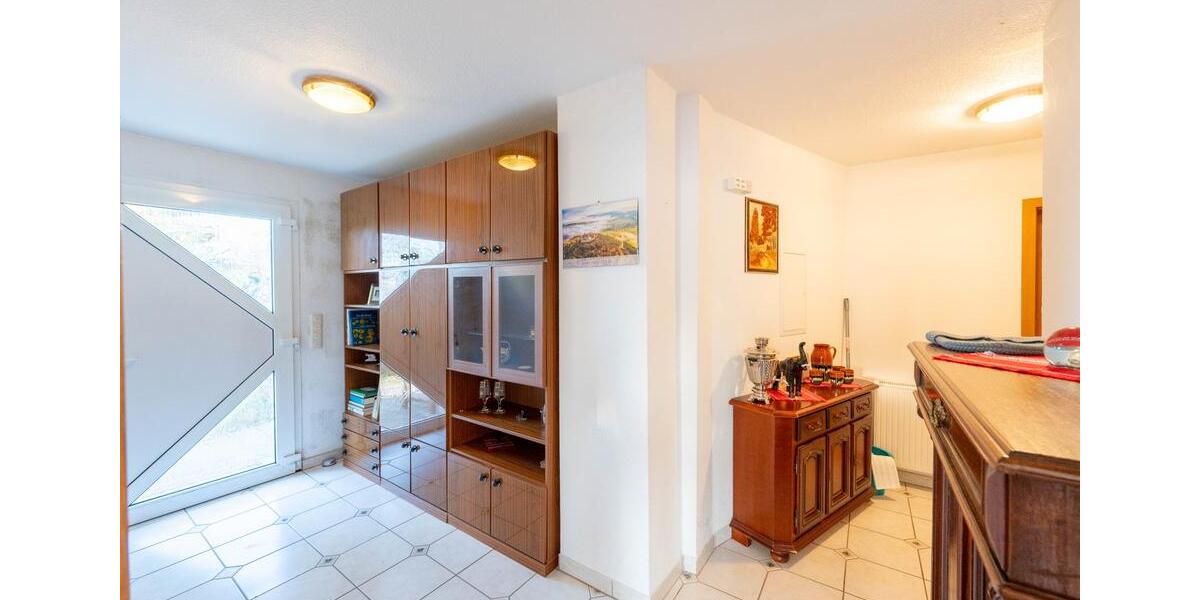 Große Zweizimmerwohnung mit tollem Ausblick im Arnstädter Süden 2 zimmer