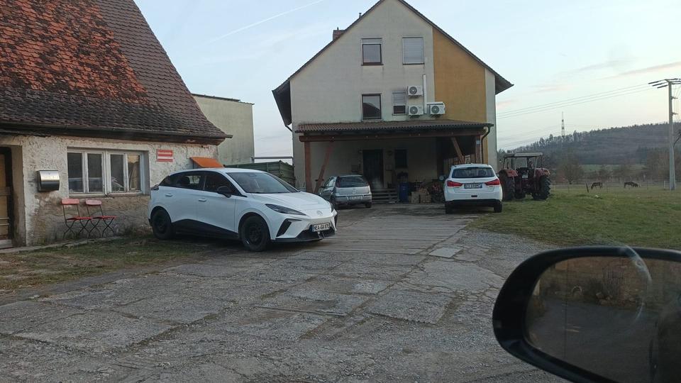 Etagenwohnung Scheinfeld - 1 Zimmer, 70 m&sup2;, 500&euro; | Angebot:25915893