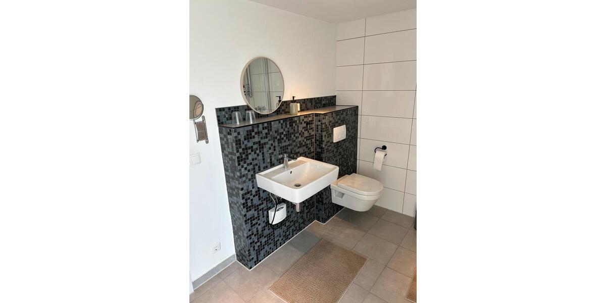 Wohnen auf Zeit Neuffen - 2.5 Zimmer, 42 m&sup2;, 650&euro; | Angebot:26626647