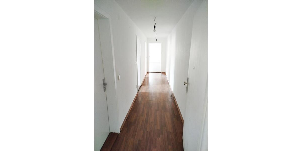 Etagenwohnung Klingenberg - 3 Zimmer, 80 m&sup2;, 440&euro; | Angebot:25719745