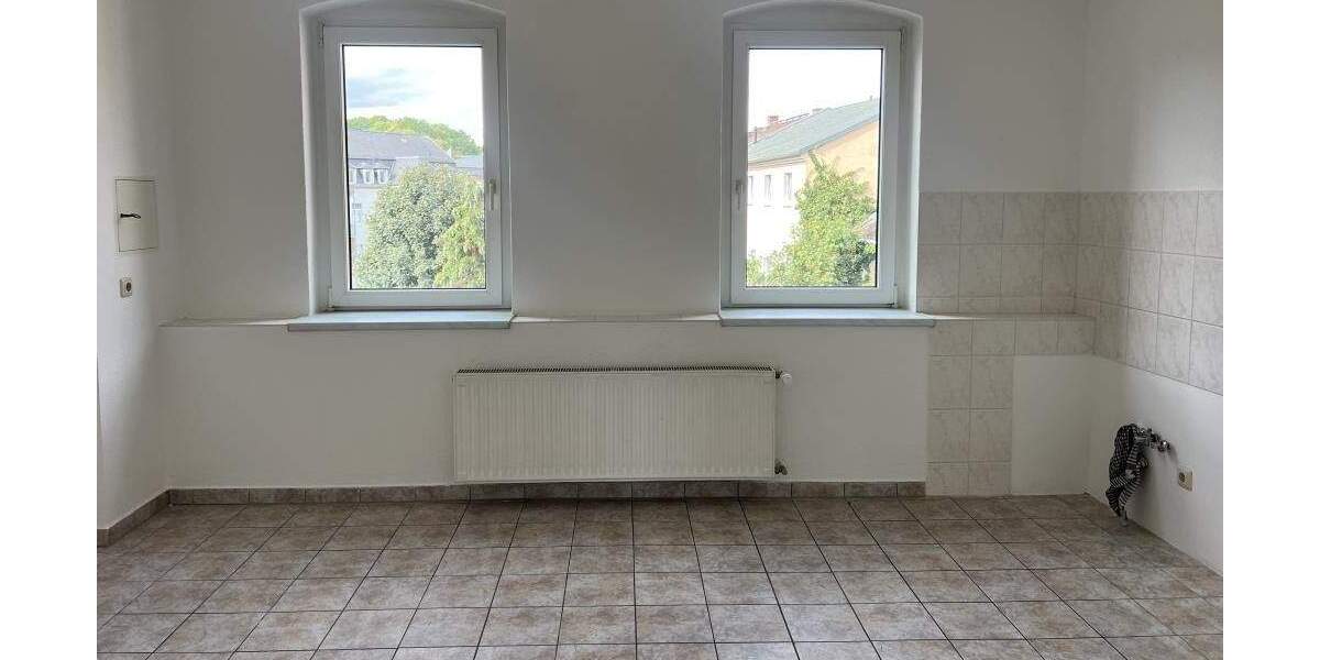 Etagenwohnung Döbeln - 4 Zimmer, 100 m&sup2;, 525&euro; | Angebot:25167839