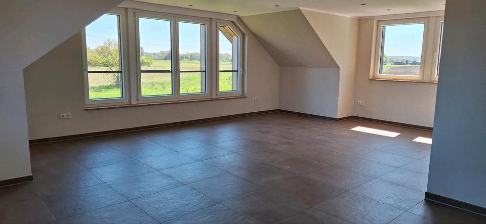 Etagenwohnung Borken - 4 Zimmer, 140 m&sup2;, 1.400&euro; | Angebot:26535405