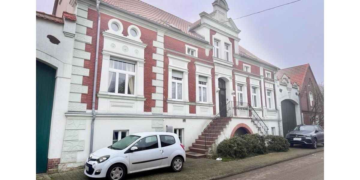 Hochparterre Dessau-Roßlau Brambach - 1 Zimmer, 63 m&sup2;, 335&euro; | Angebot:26049080