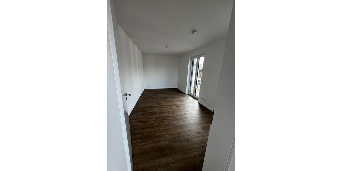 Etagenwohnung Suhl Aue 1 - 4 Zimmer, 115 m&sup2;, 1.210&euro; | Angebot:26563032