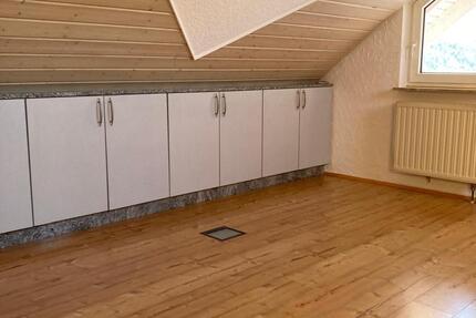 Wohnung Bastheim - 4 Zimmer, 80 m&sup2;, 520&euro; | Angebot:26022262