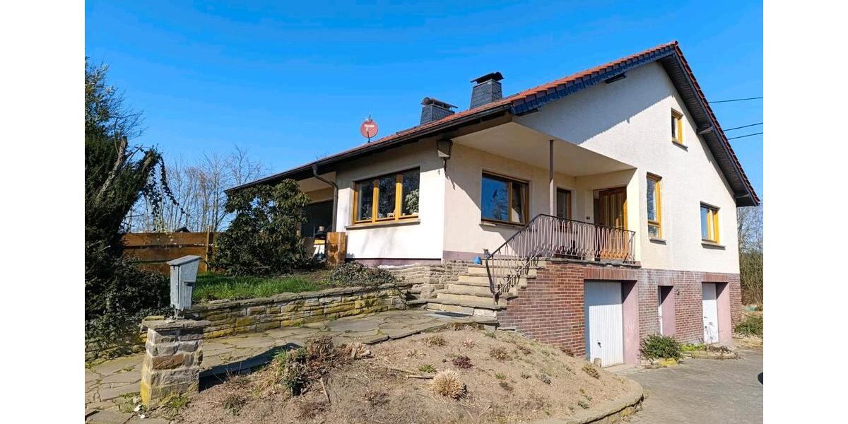 Einfamilienhaus Windhagen - 7 Zimmer, 180 m&sup2;, 1.600&euro; | Angebot:25424853