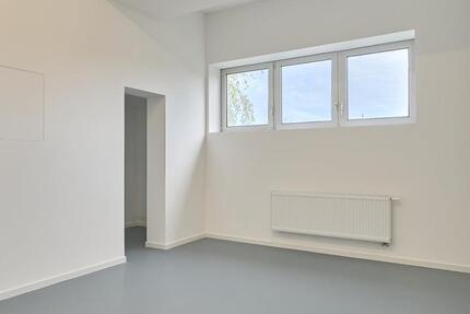 Gewerbeobjekt Teningen - 12&euro; | Angebot:25671940