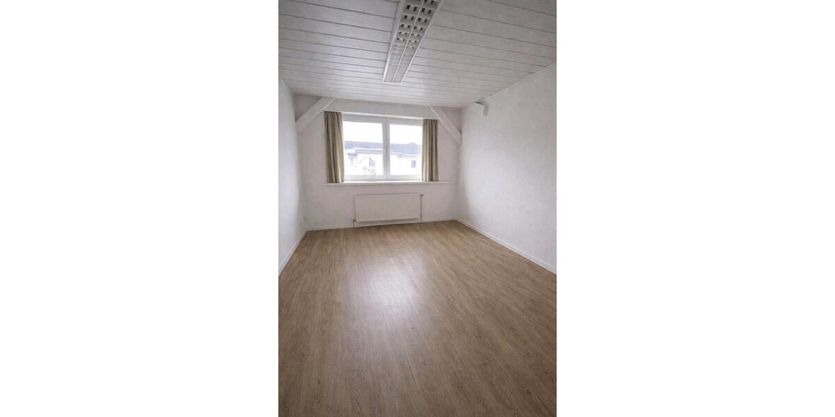 Wohnen auf Zeit Neubrandenburg - 1 Zimmer, 22 m&sup2;, 300&euro; | Angebot:25789684