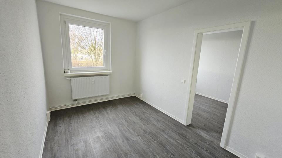 Etagenwohnung Magdeburg Großer Silberberg - 4 Zimmer, 65 m&sup2;, 490&euro; | Angebot:26262187