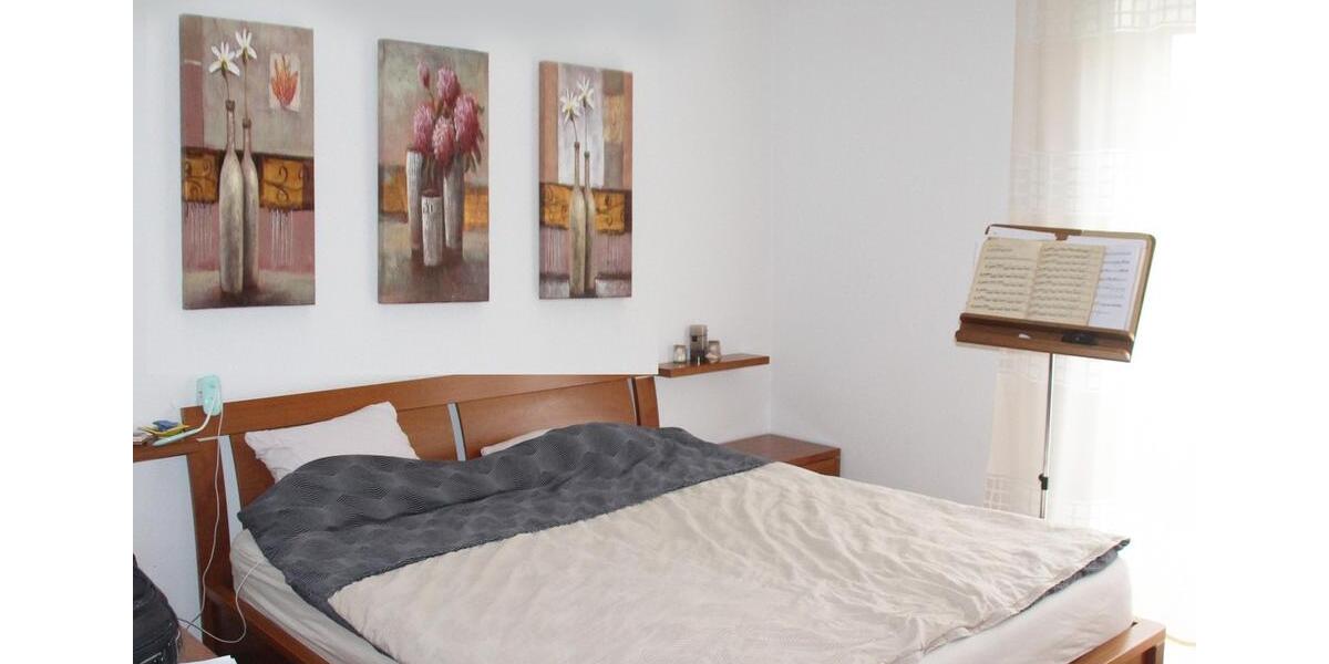 Einfamilienhaus Frankfurt am Main Kalbach - 11 Zimmer, 226 m&sup2;, 4.450&euro; | Angebot:25858316