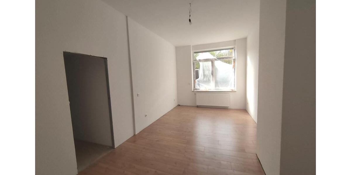 Erdgeschoßwohnung Essen Stadtbezirk VII - 5.5 Zimmer, 165 m&sup2;, 1.480&euro; | Angebot:26546105