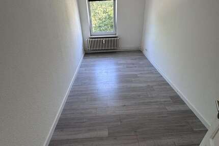 Wohnung Flensburg Altstadt - 4 Zimmer, 75 m&sup2;, 750&euro; | Angebot:27214873