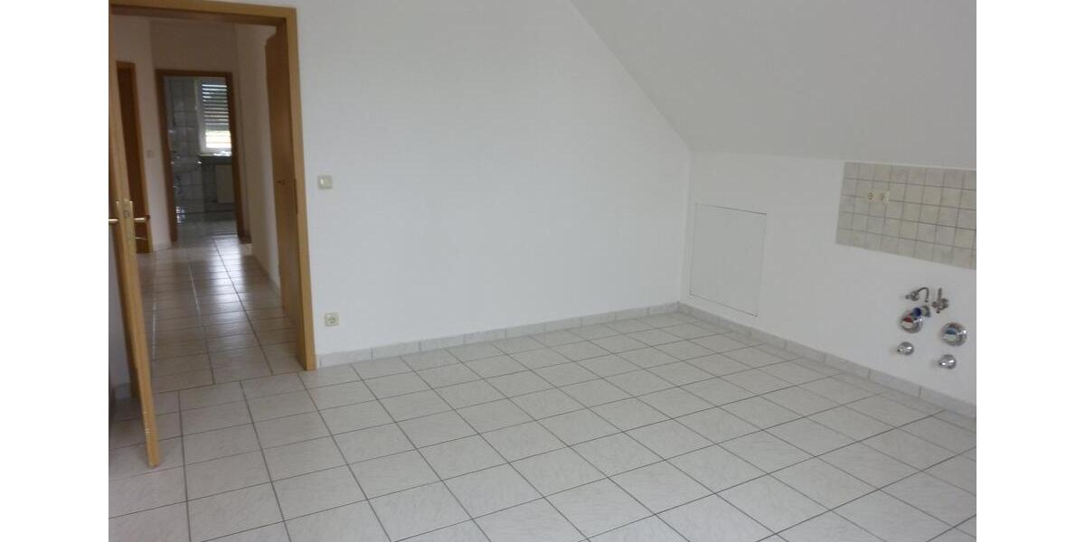 Dachgeschoßwohnung Schrobenhausen - 3 Zimmer, 74 m&sup2;, 745&euro; | Angebot:26646648