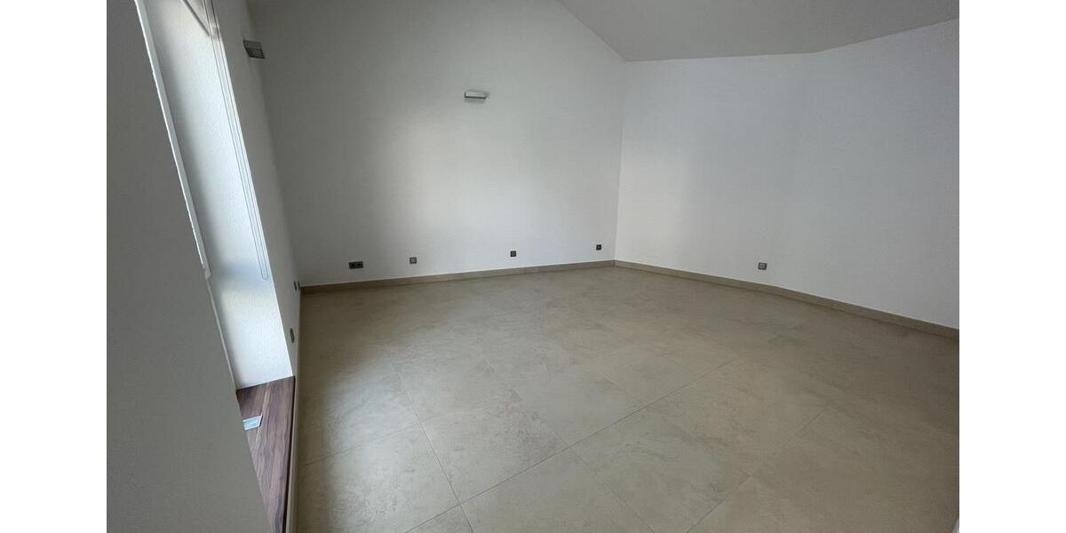 Etagenwohnung Hannover Nord - 4 Zimmer, 100 m&sup2;, 1.190&euro; | Angebot:26621126