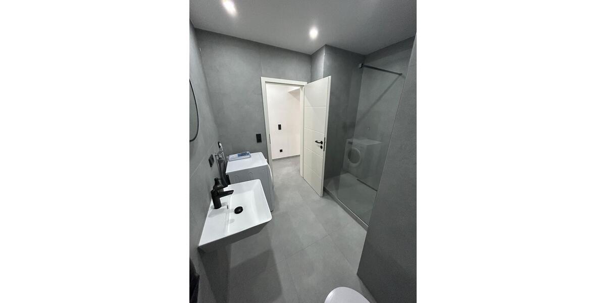 Wohnen auf Zeit Nürnberg Hasenbuck - 1 Zimmer, 12 m&sup2;, 480&euro; | Angebot:24629084