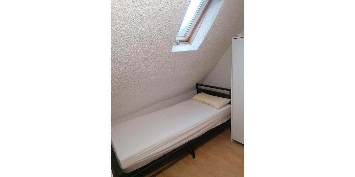 Wohnen auf Zeit Kaiserslautern Engelshof - 1 Zimmer, 15 m&sup2;, 420&euro; | Angebot:26636890