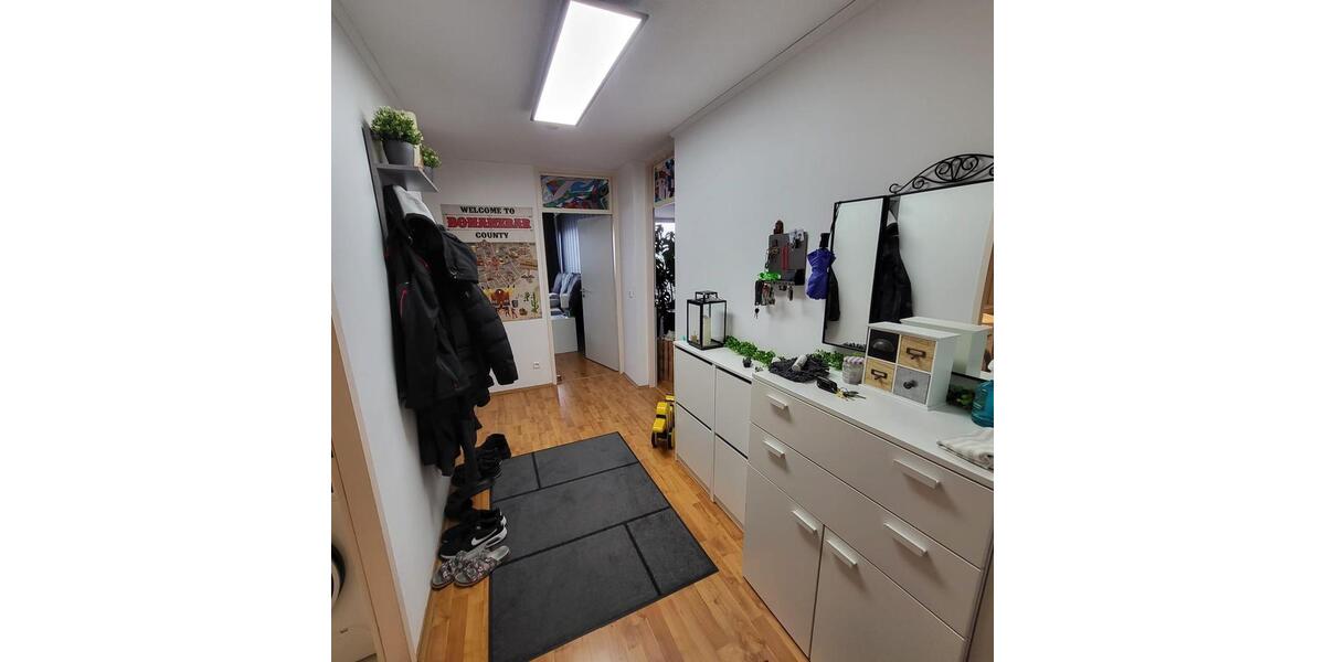 Etagenwohnung Neu-Ulm Ludwigsfeld - 3 Zimmer, 86 m&sup2;, 1.500&euro; | Angebot:25144645