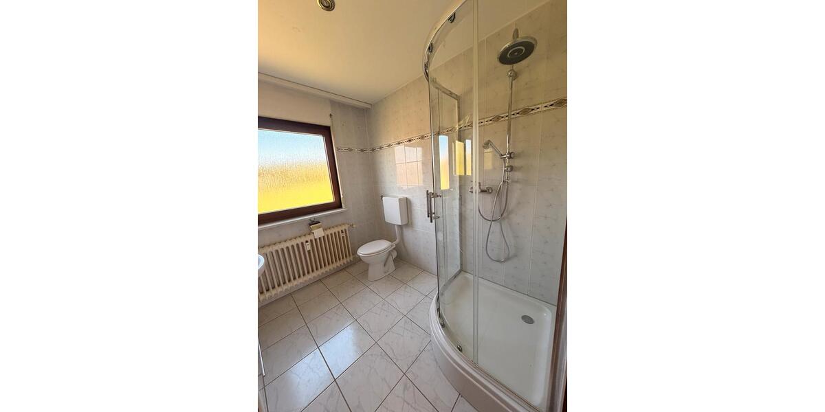 Dachgeschoßwohnung Porta Westfalica - 5 Zimmer, 133 m&sup2;, 1.650&euro; | Angebot:26380578